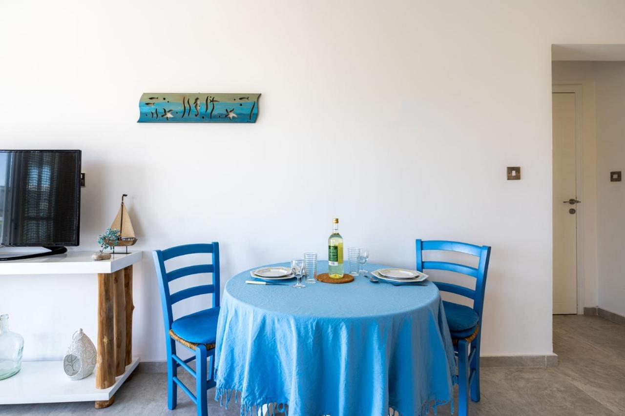 Seawaves 1- Bedroom Apartment Near Meneou Beach Larnaca Exterior photo
